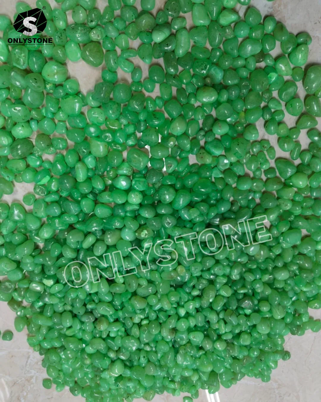 Green Onyx Pebbles — OS-PB-021 Onyx Pebbles